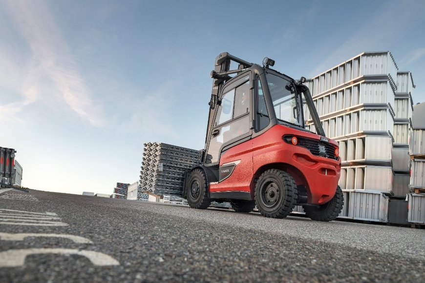 Fenwick-Linde complète la gamme de sa nouvelle génération de chariots élévateurs électriques pour des charges allant de 3,5 à 5 tonnes